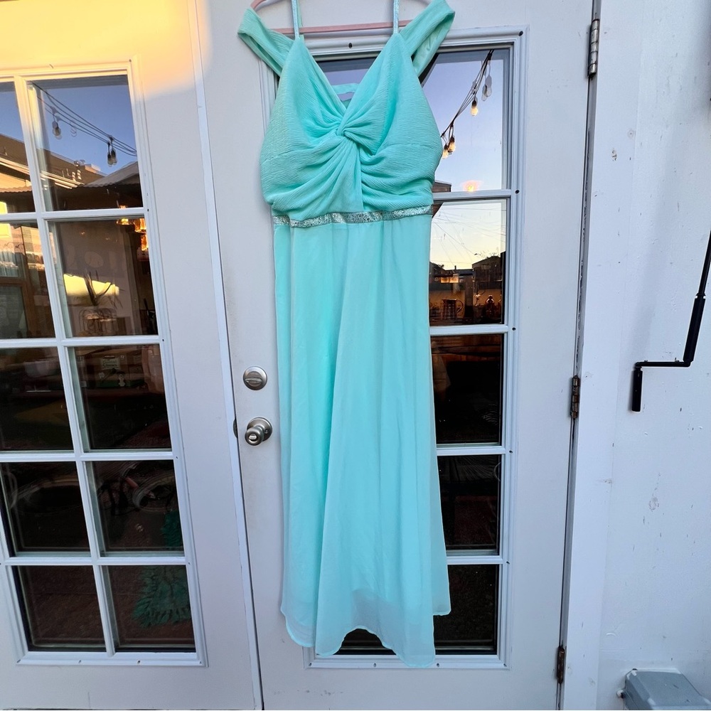 Seafoam/Aqua maxi Off the Shoulder bridesmaid/prom formal evening dress